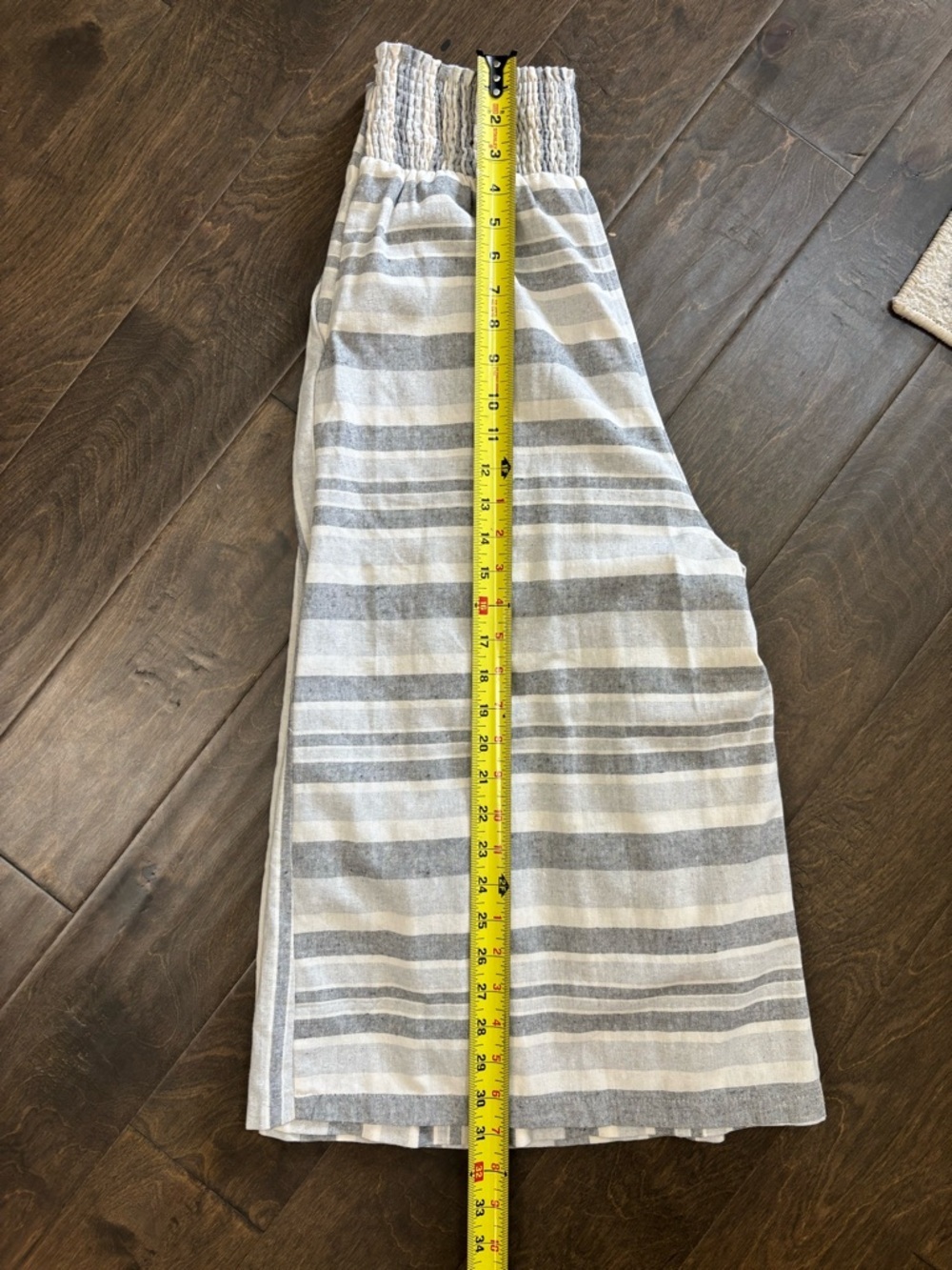 L'ATISTE Striped Wide Leg Pants in Gray and Cream - Picture 6 of 8